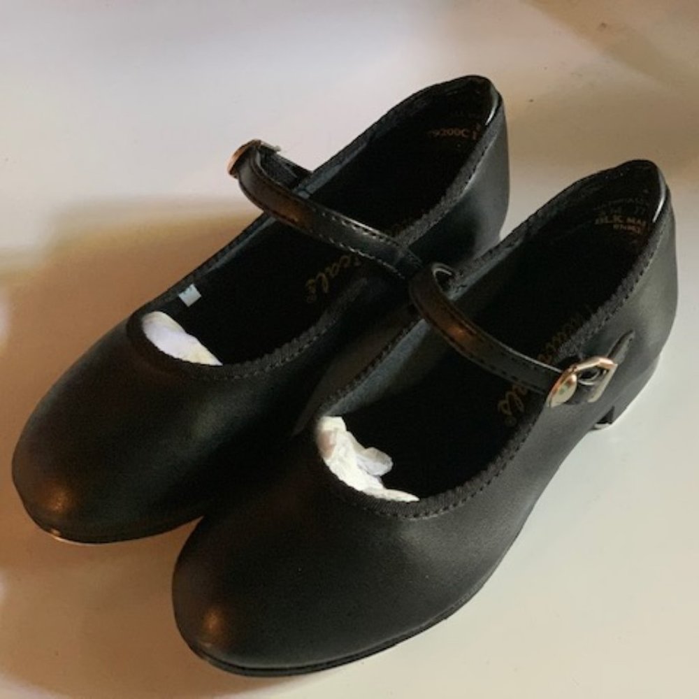 Brand new tapping shoes
